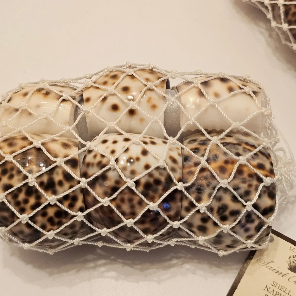 Twos Company Saint Barts Tiger Cowrie Shell Napkin Rings Set of 12 Vintage NEW